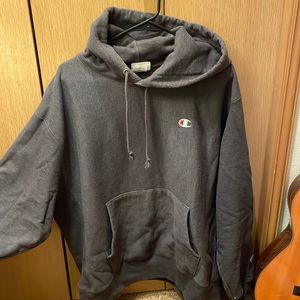 XL champion reverse weave hoodie in dark gray, uses but tons of life left